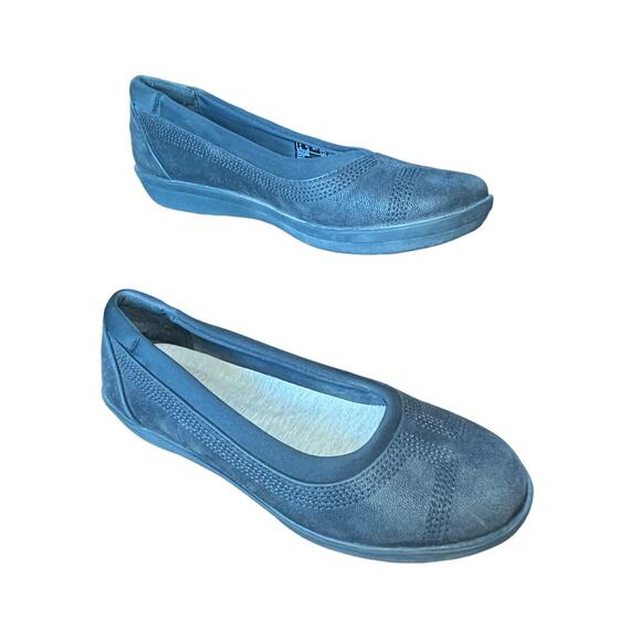 Clarks Cloudsteppers Comfort Ballet Flats Cushioned Comfy Casual Preppy 5.5 - Picture 2 of 4